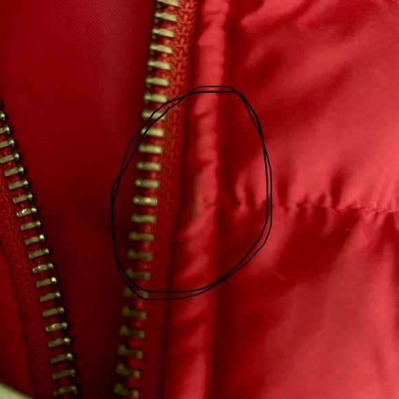 COPY - Red Michael Kors puffer coat - Picture 6 of 7